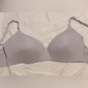 NWOT Knix wire free bra